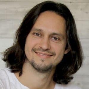 Speaker - Eugen Bakumovski